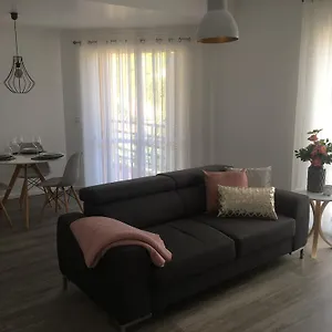 https://feel-funchal.madeira-islandshotels.com